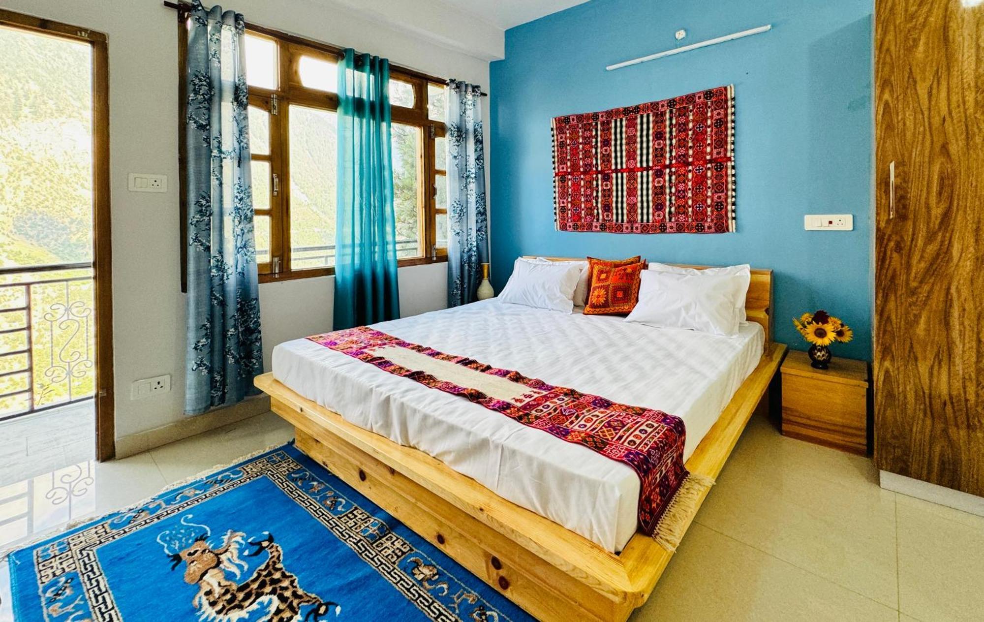 Pine View Retreat Homestay Калпа Екстериор снимка